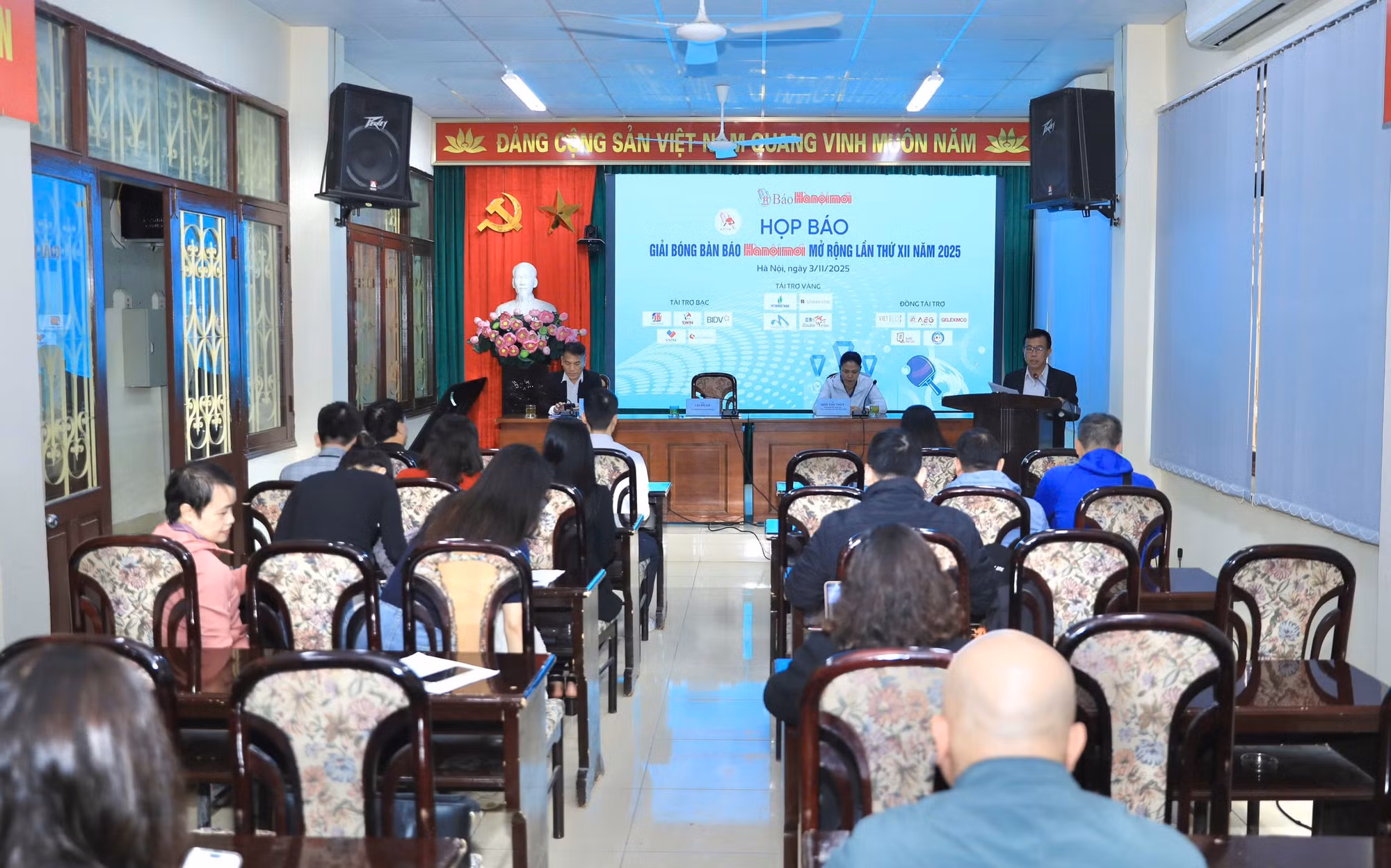 CLB CAND - T&T tham dự Giải Bóng bàn Cúp Báo Hà Nội Mới lần thứ XII -0
