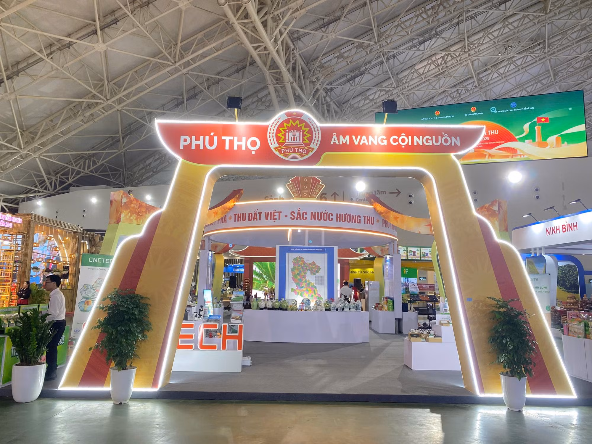 Khám phá Đất Tổ: Bốn mùa, một hành trình -0