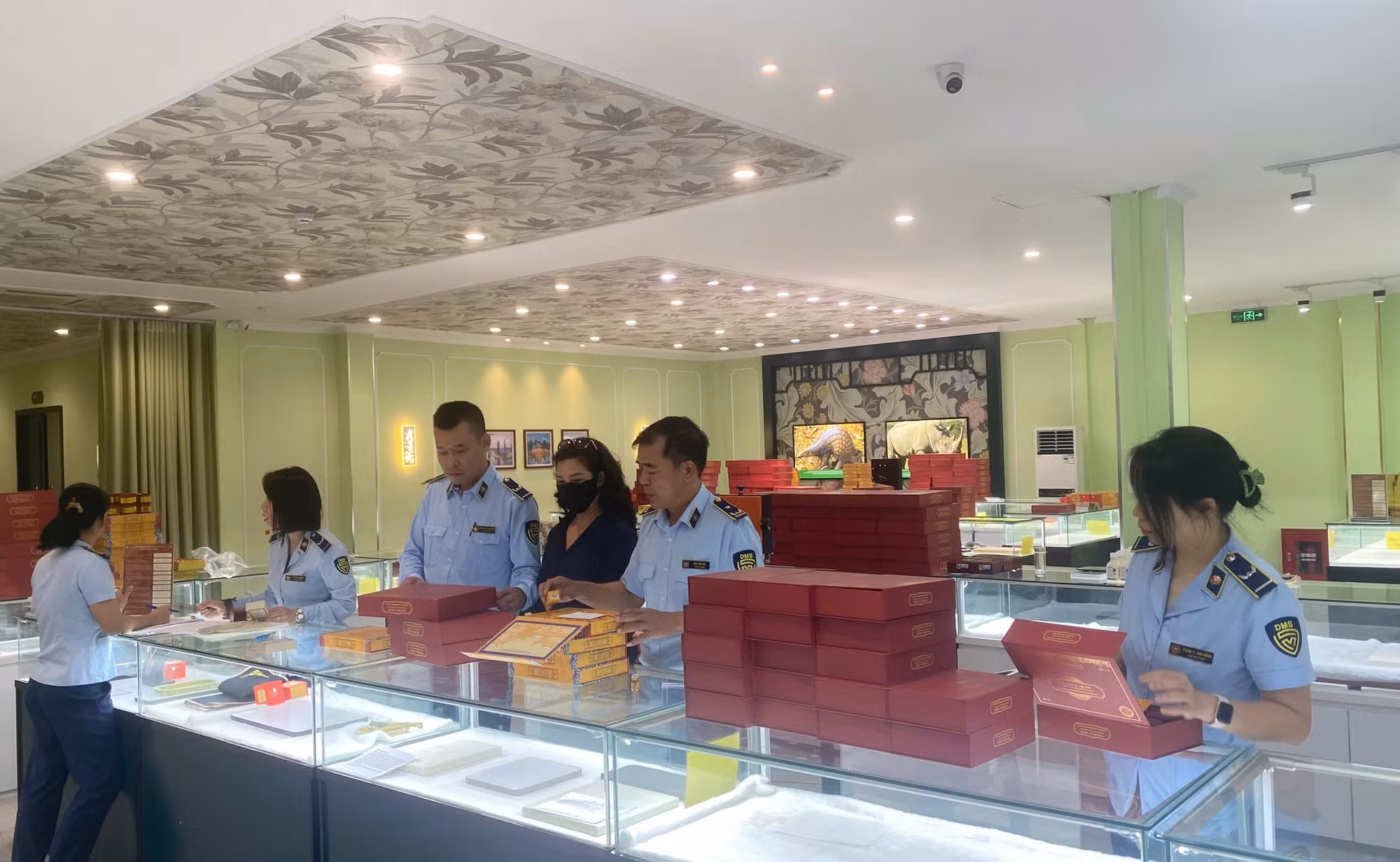 Quảng Ninh: liên tiếp phát hiện hàng giả, hàng nhập lậu -0