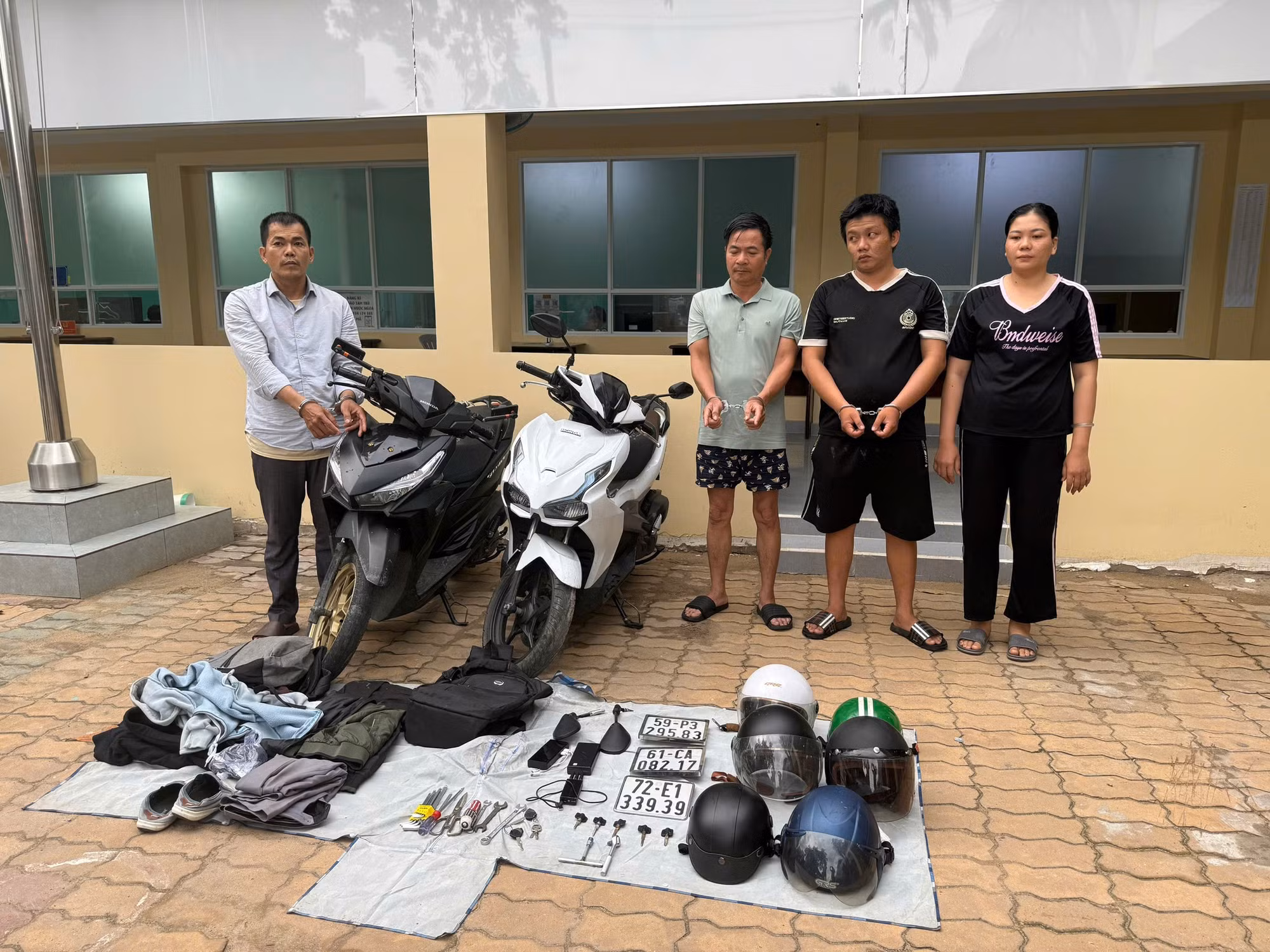 Triệt phá nhóm đối tượng trộm cắp và tiêu thụ xe máy liên tỉnh -1