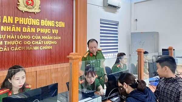 Công an phường Đông Sơn đưa “số hóa” đến từng khu phố