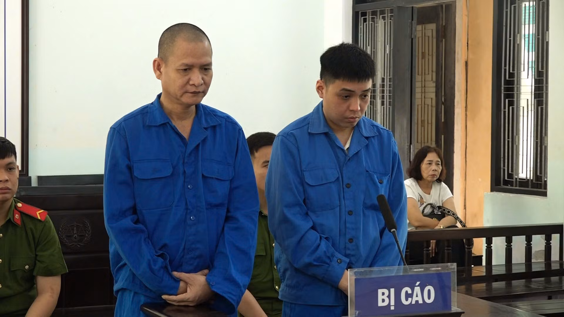 Hai tài xế chở khách Trung Quốc nhập cảnh trái phép lĩnh án -0