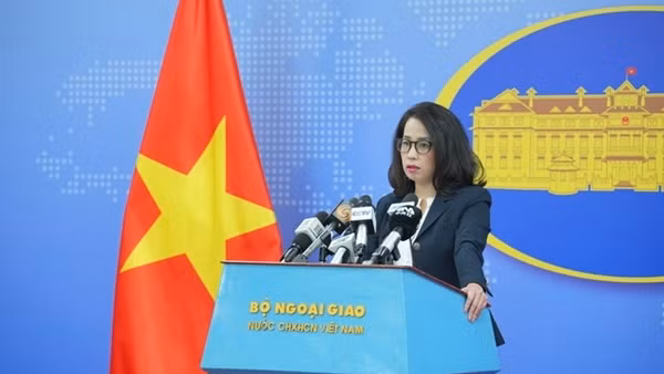Mỹ ngừng đánh thuế đối ứng trong 90 ngày với Việt Nam là bước đi tích cực