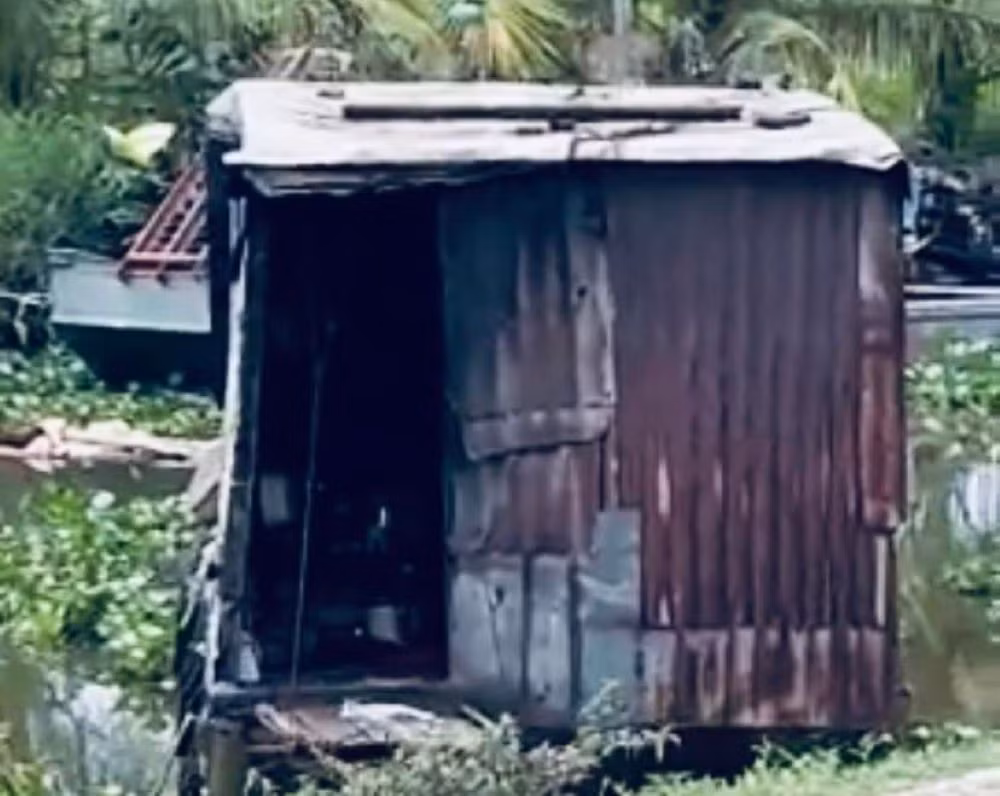 Người đàn ông bán thuốc nam tử vong bất thường trên&nbsp;ghe -0