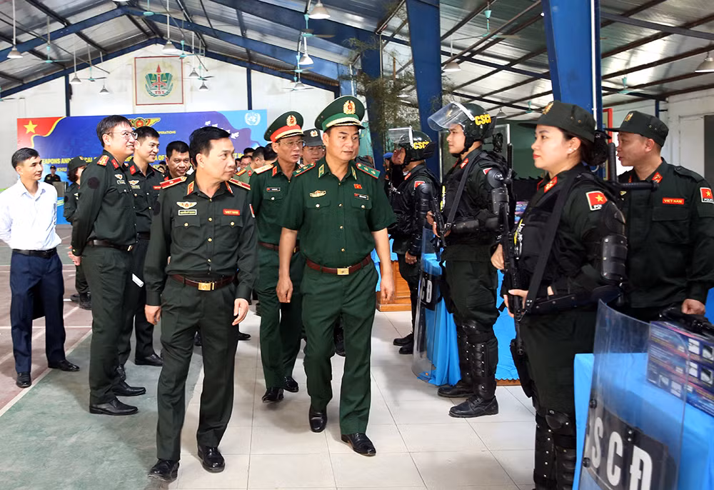 Gieo hạt giống an lành giữa thế giới biến động -0