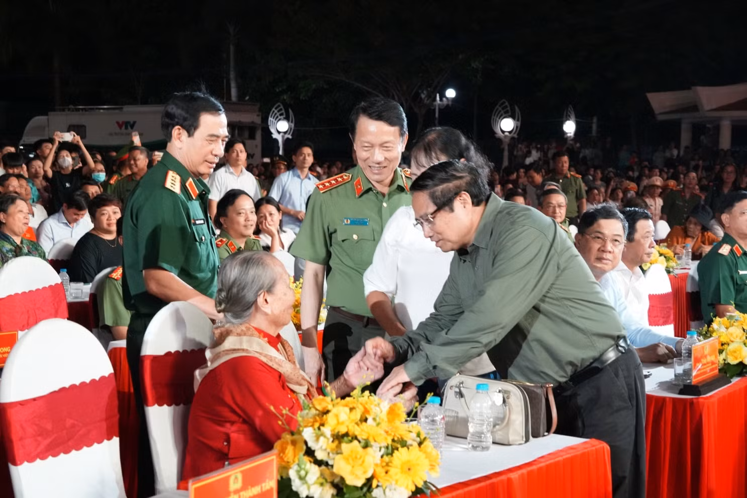 Cảm xúc sâu lắng và khởi dậy niềm tự hào với những “Ký ức để lại” không bao giờ quên -2