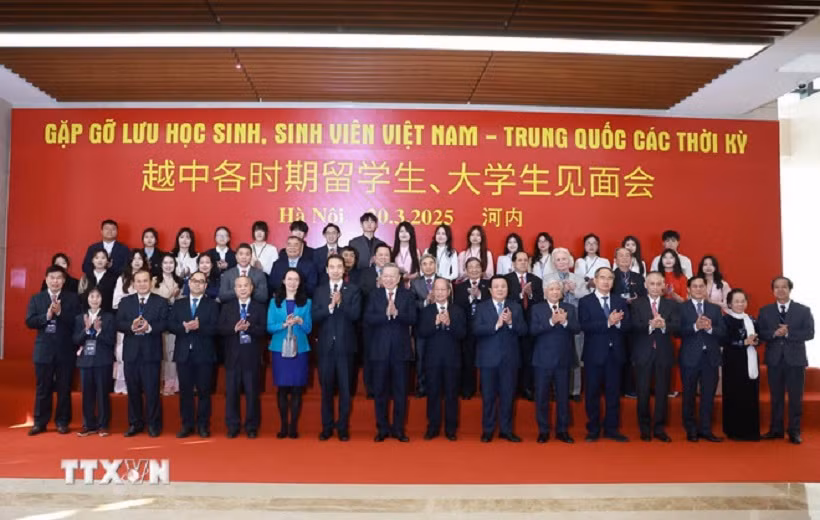 Quan hệ Việt Nam-Trung Quốc duy trì đà phát triển mạnh mẽ, tích cực -0