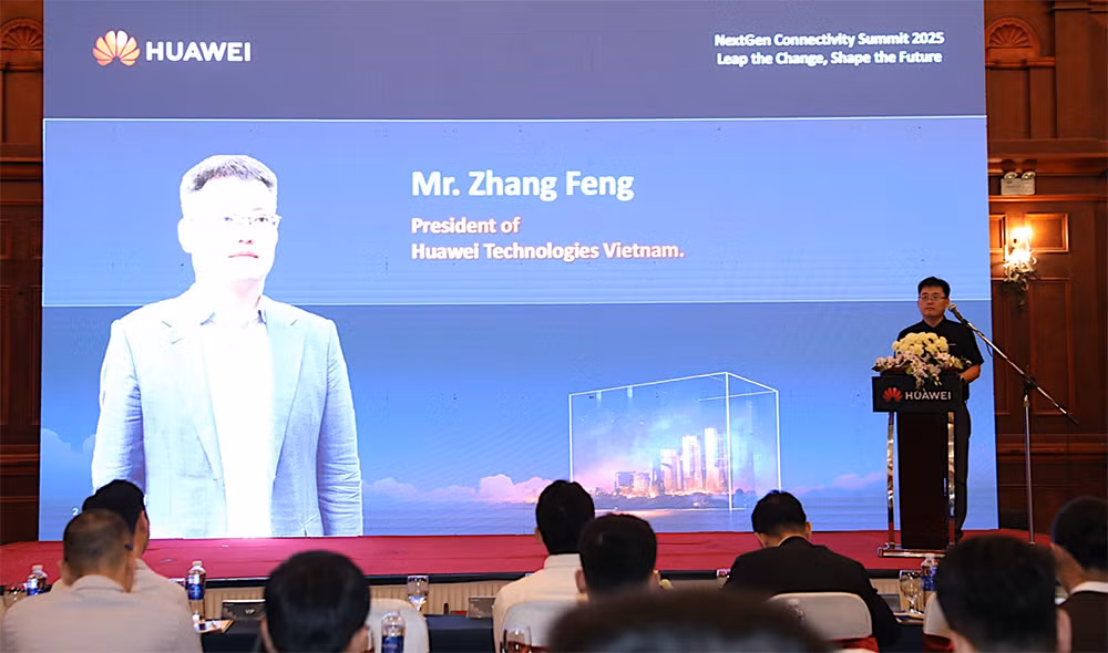 Huawei Việt Nam đồng hành với các doanh nghiệp đa lĩnh vực tiến tới kỷ nguyên AI -0