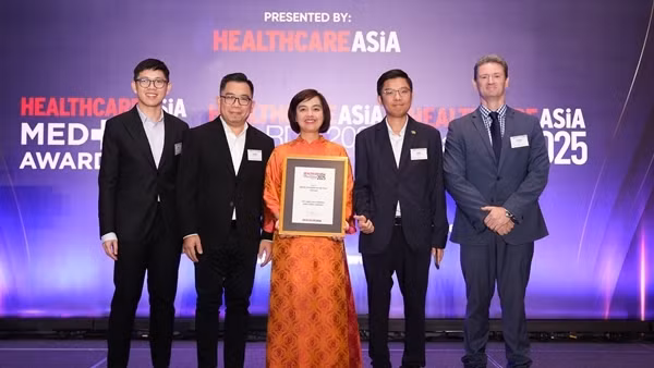 FPT Long Châu được vinh danh tại Healthcare Asia Pharma Awards 2025