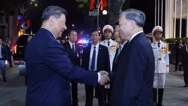 Chiêu đãi trọng thể chào mừng Tổng Bí thư, Chủ tịch nước Trung Quốc Tập Cận Bình
