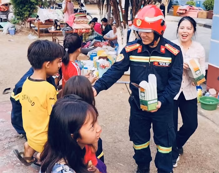 Thần tốc ở Myanmar -0