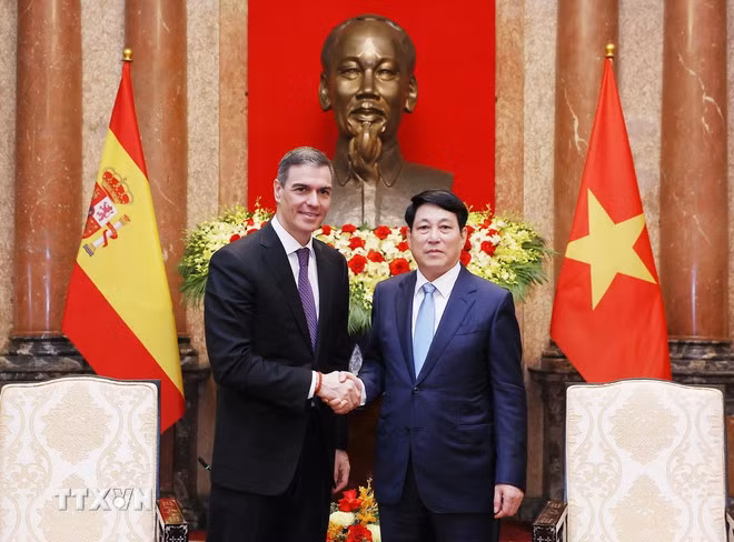 Tuyên bố chung về kết quả chuyến thăm Việt Nam của Thủ tướng Tây Ban Nha -0