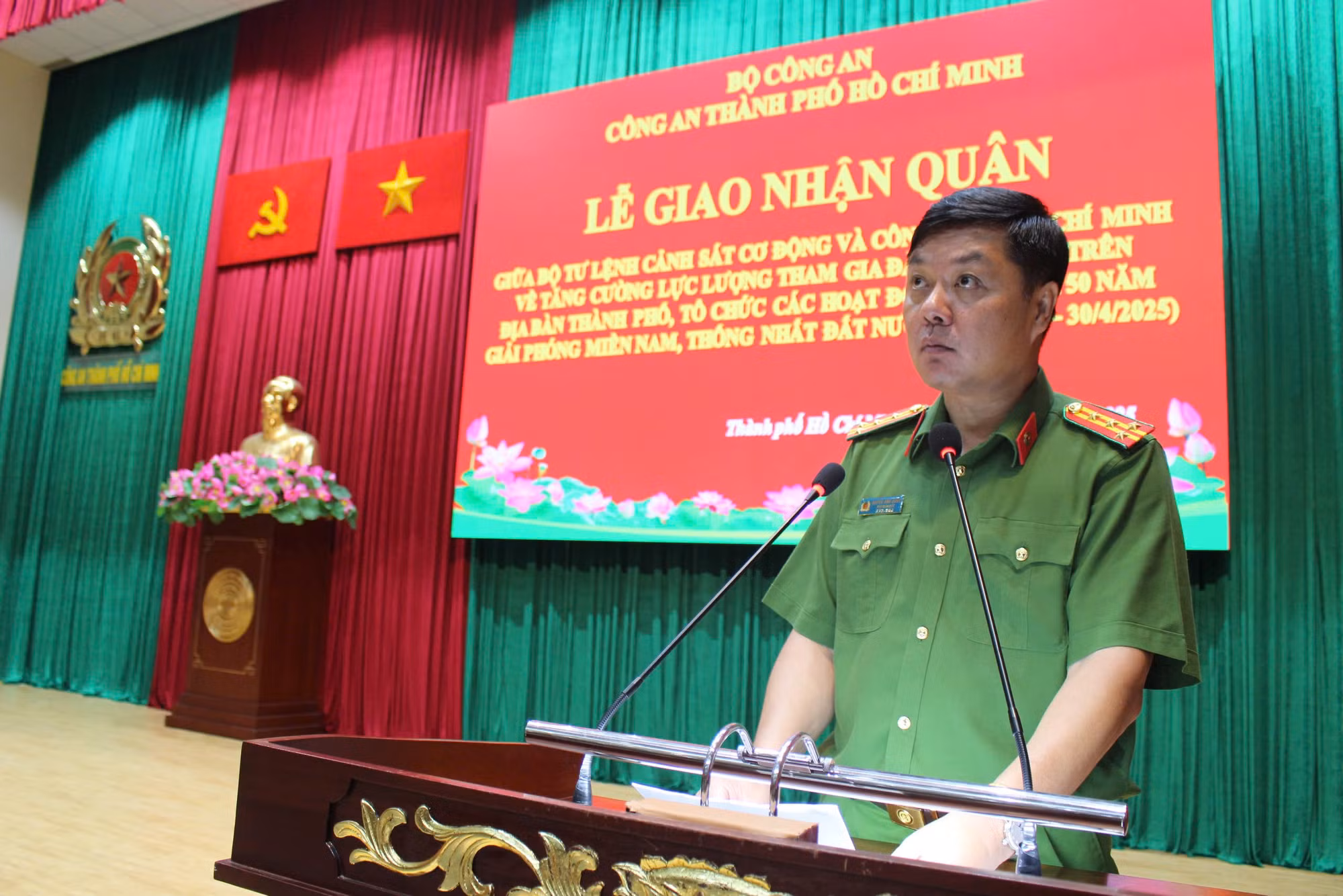 Tăng cường lực lượng Cảnh sát Cơ động cho Công an TP Hồ Chí Minh -0