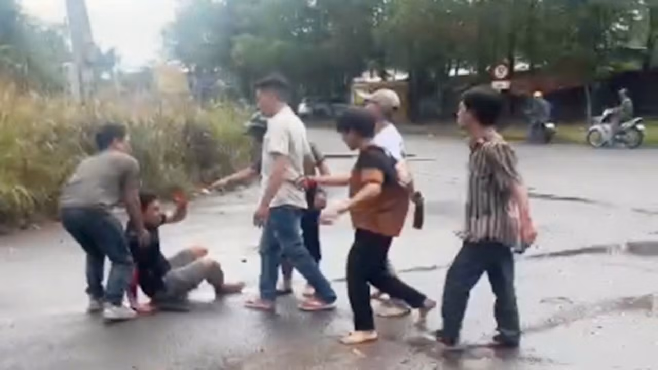 3 người bị chém trọng thương khi hẹn nhau để giải quyết mâu thuẫn -0