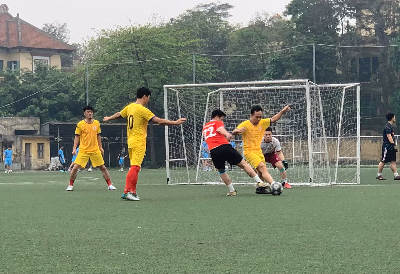 Sôi nổi Giải bóng đá chào mừng 79 năm Ngày truyền thống lực lượng Tham mưu CAND -0
