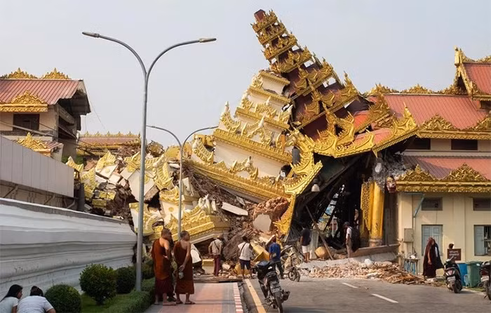 Myanmar trong khủng hoảng kép -0