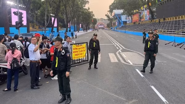 Đảm bảo ANTT buổi hợp luyện diễu binh, diễu hành kỷ niệm 50 năm giải phóng miền Nam