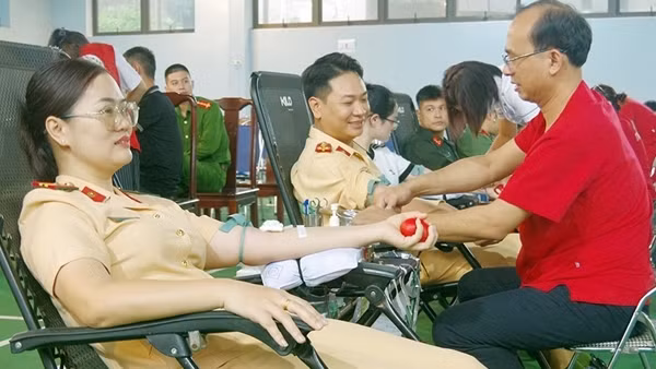 Hơn 500 cán bộ, chiến sĩ Công an Thái Nguyên tham gia hiến máu tình nguyện