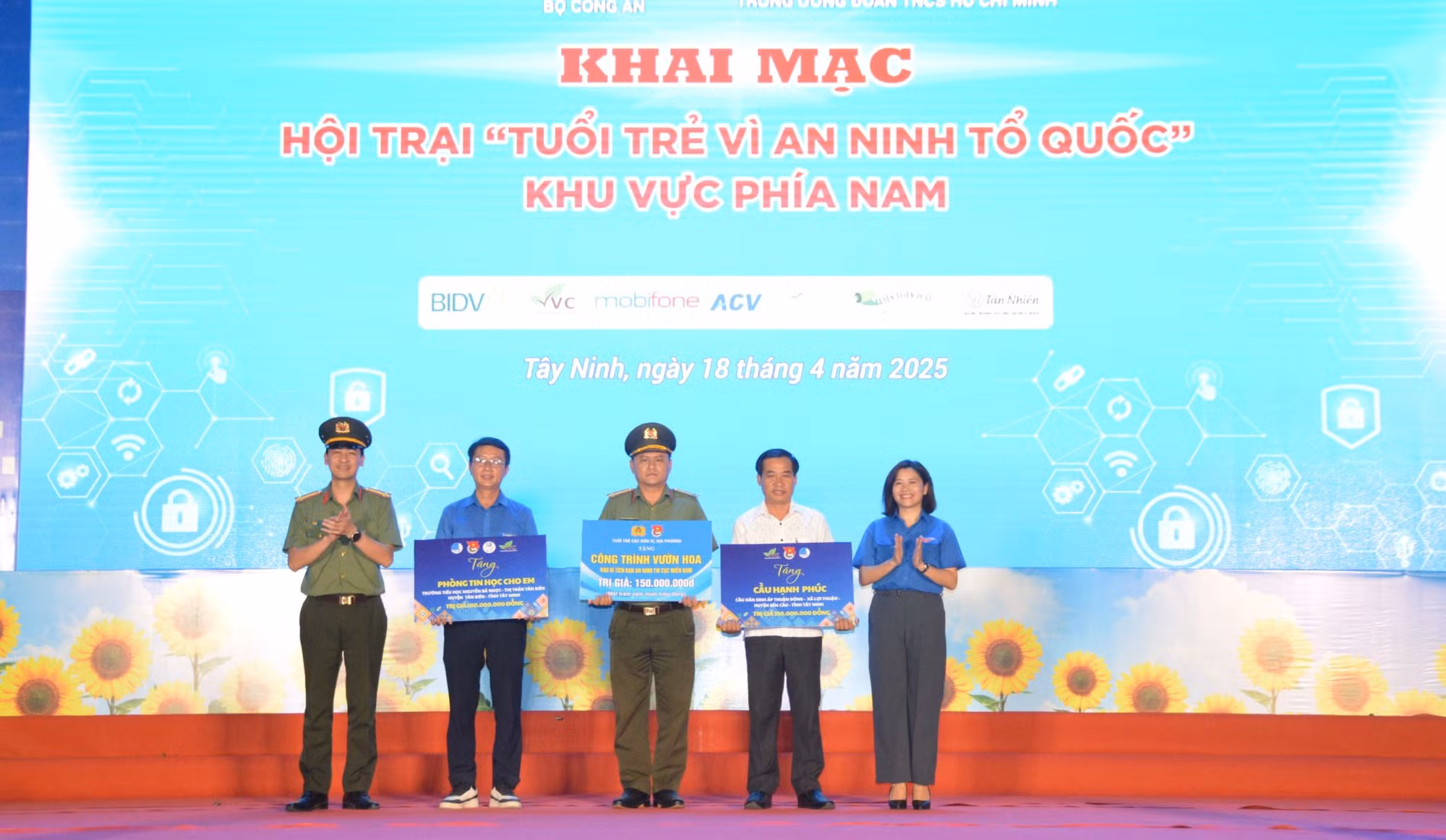 khai4.jpg -0