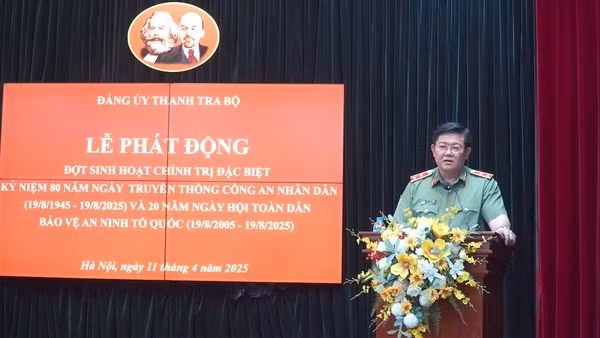 Thanh tra Bộ Công an phát động đợt sinh hoạt chính trị đặc biệt kỷ niệm 80 năm Ngày truyền thống CAND