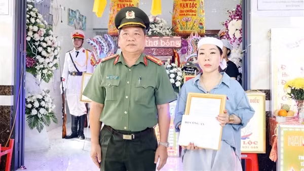 Truy thăng cấp bậc hàm từ Đại uý lên Thiếu tá đối với đồng chí Nguyễn Văn Kha