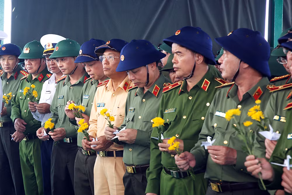 tuongniem.jpg -1