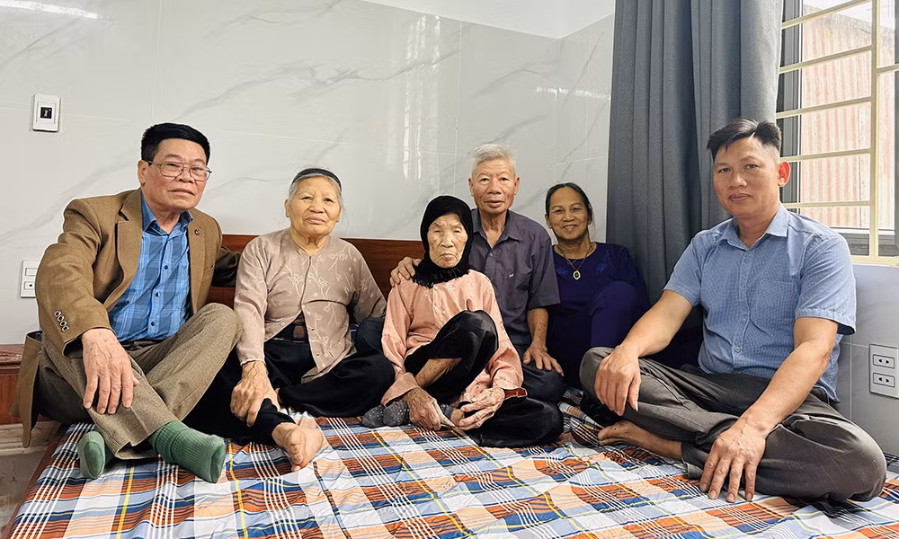Chuyện đời mẹ liệt sĩ 115 tuổi -0