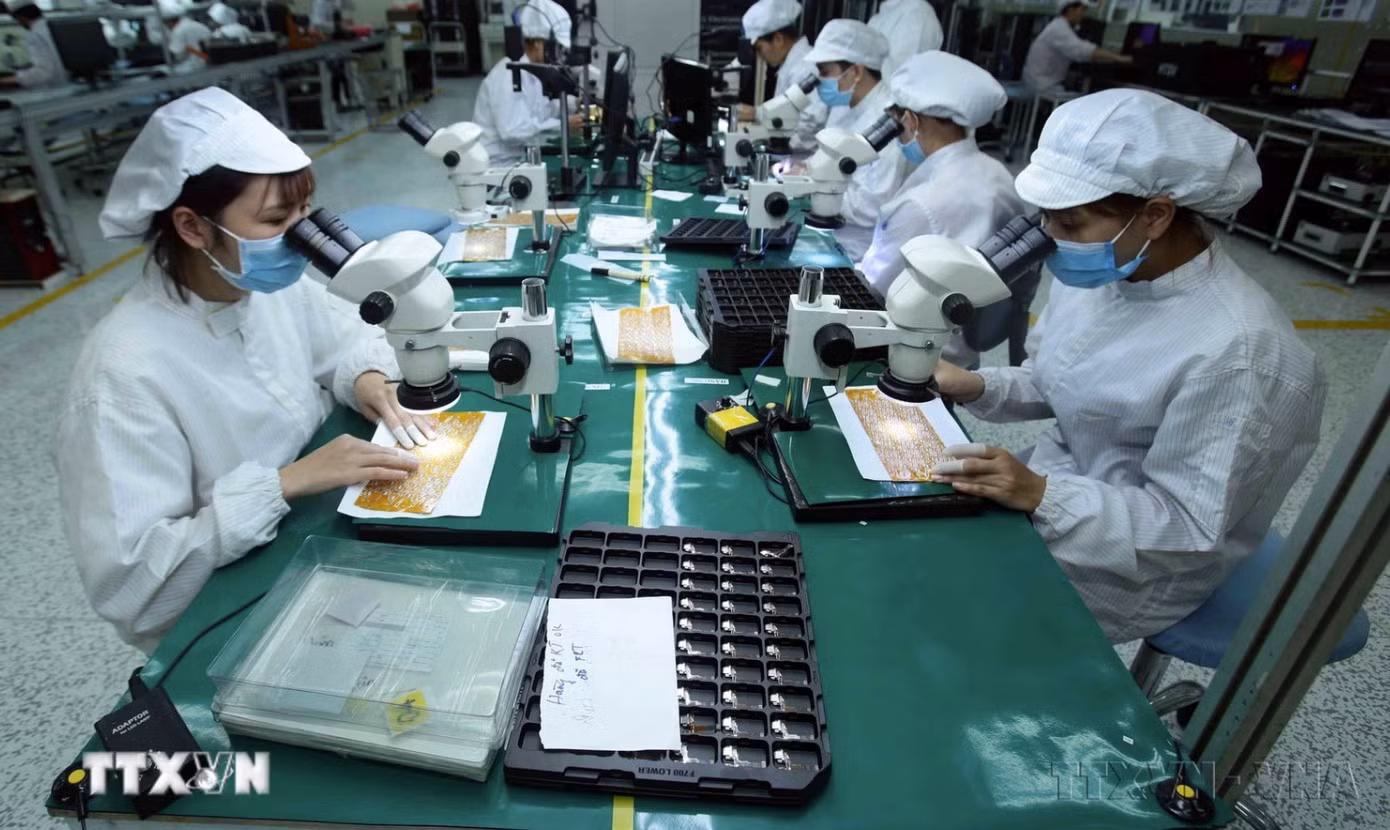 Ưu tiên thúc đẩy tăng trưởng, kiên định mục tiêu tăng trưởng từ 8% trở lên -0