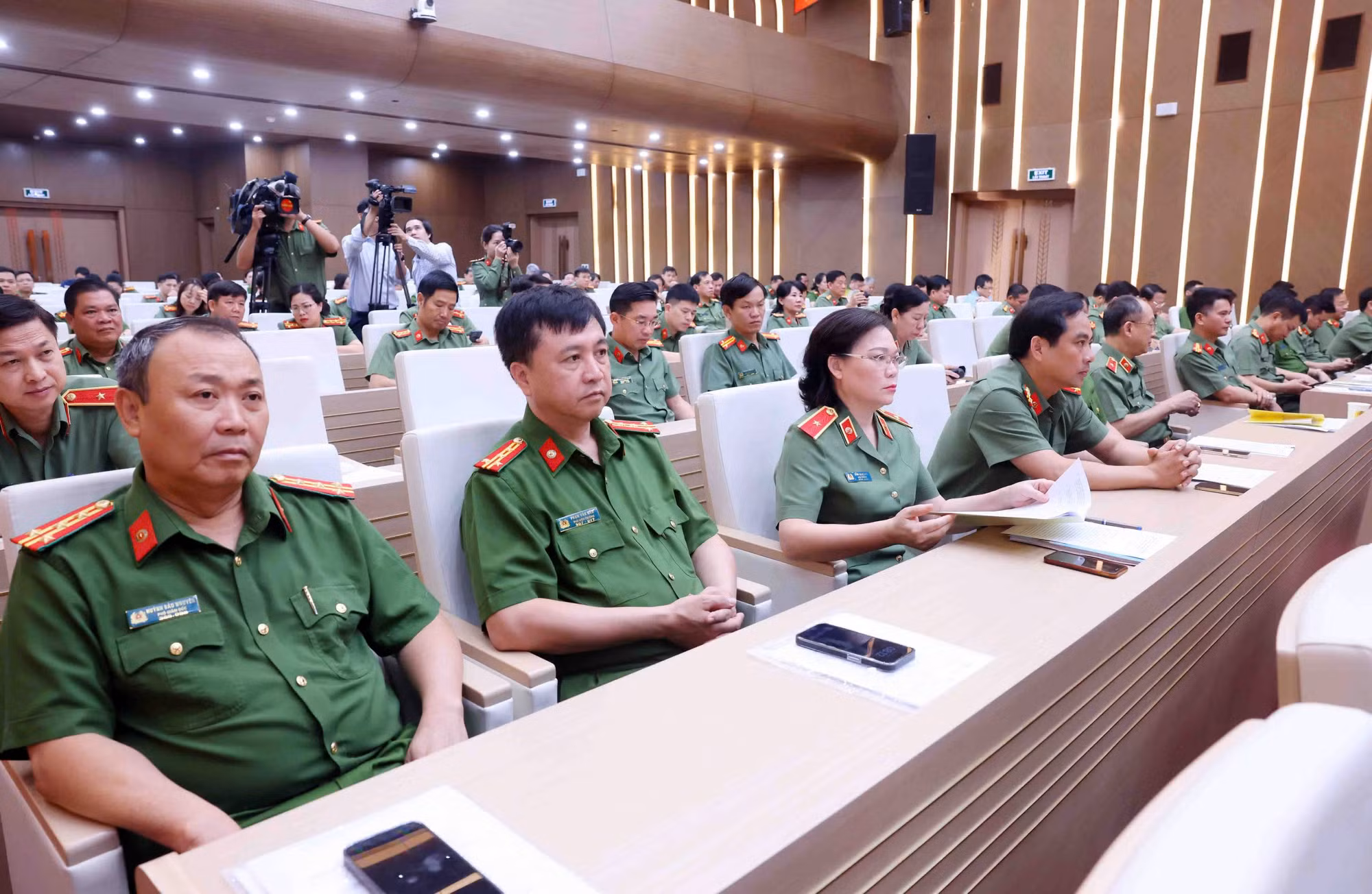Thực tiễn đổi mới tổ chức bộ máy lực lượng CAND - Bài học kinh nghiệm và giá trị tham khảo -0