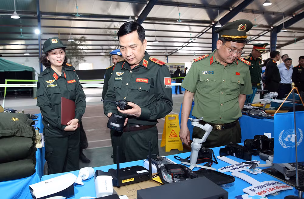 Gieo hạt giống an lành giữa thế giới biến động -1