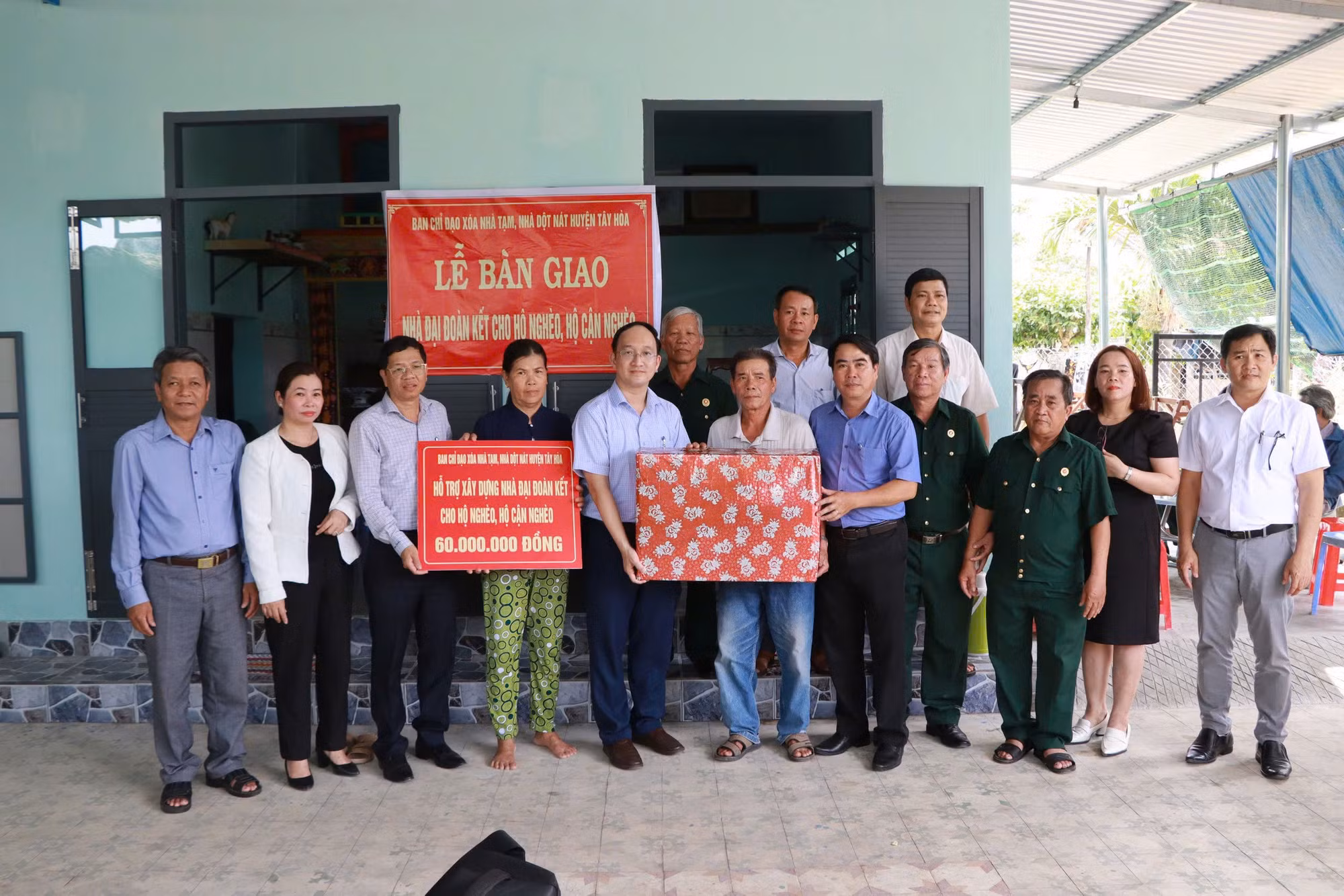 Nghĩa cử nhân văn từ những căn nhà trên quê hương Tây Hòa -0