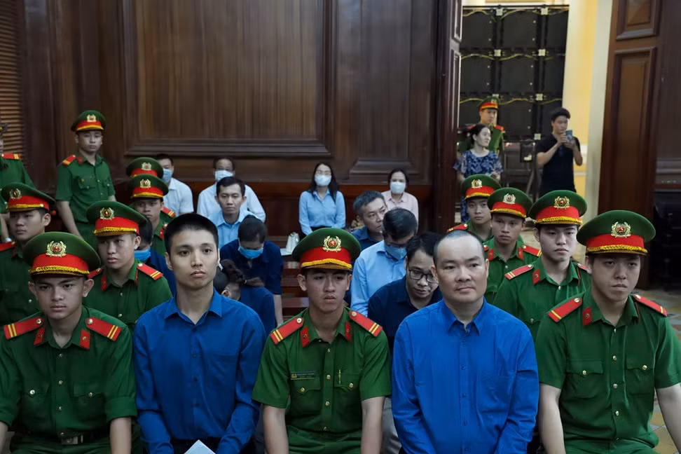 Giám đốc Trung tâm dạy nghề lái xe Sài Gòn bị đề nghị 11 -12 năm tù -0