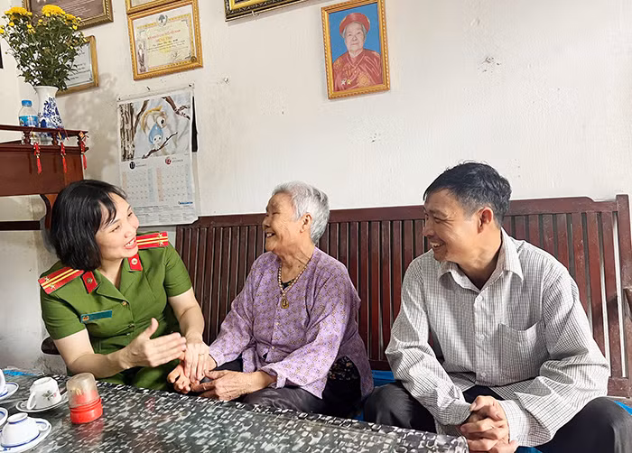 Kỳ cuối: Lặng thầm những người giữ lửa ký ức trong thời đại số -0