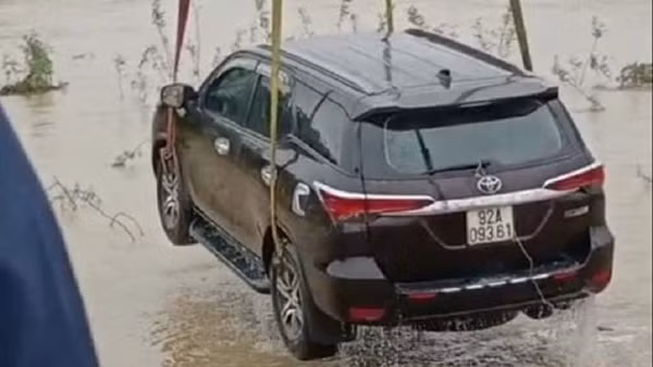 Đã tìm thấy thi thể 2 nạn nhân bị nước cuốn trôi ảnh 2