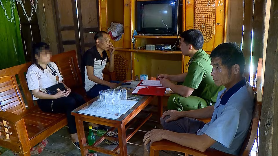 Sơn nữ và cạm bẫy từ 