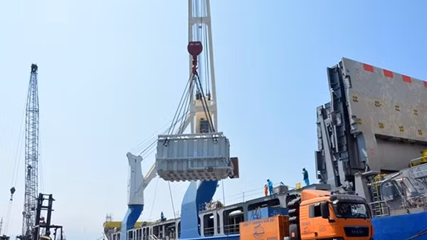 Cần phục hồi mạnh mẽ trên con đường mới ảnh 2