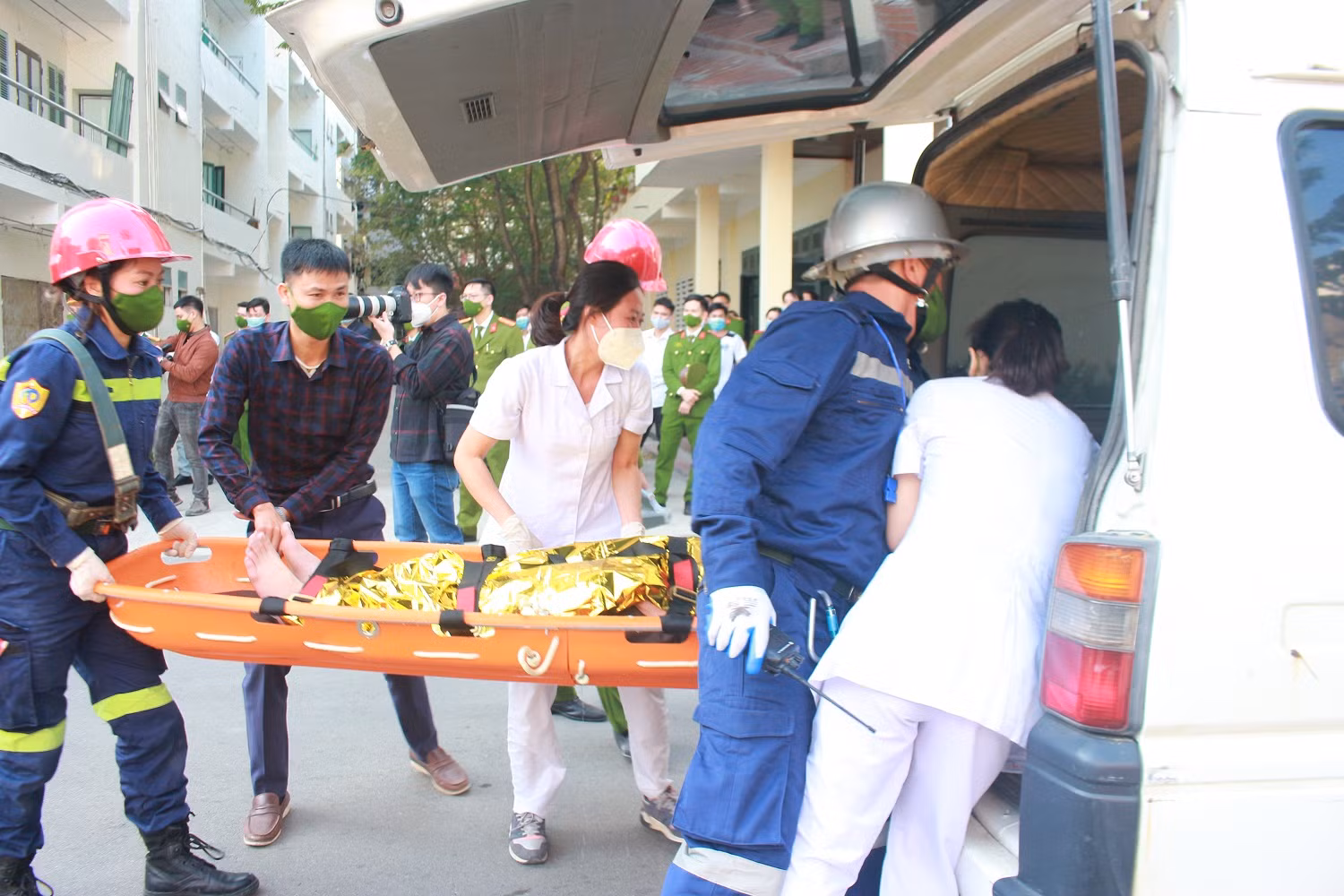 Hơn 100 cán bộ, chiến sĩ tham gia diễn tập ứng phó với biến đổi khí hậu, phòng chống thiên tai và tìm kiếm cứu nạn -0