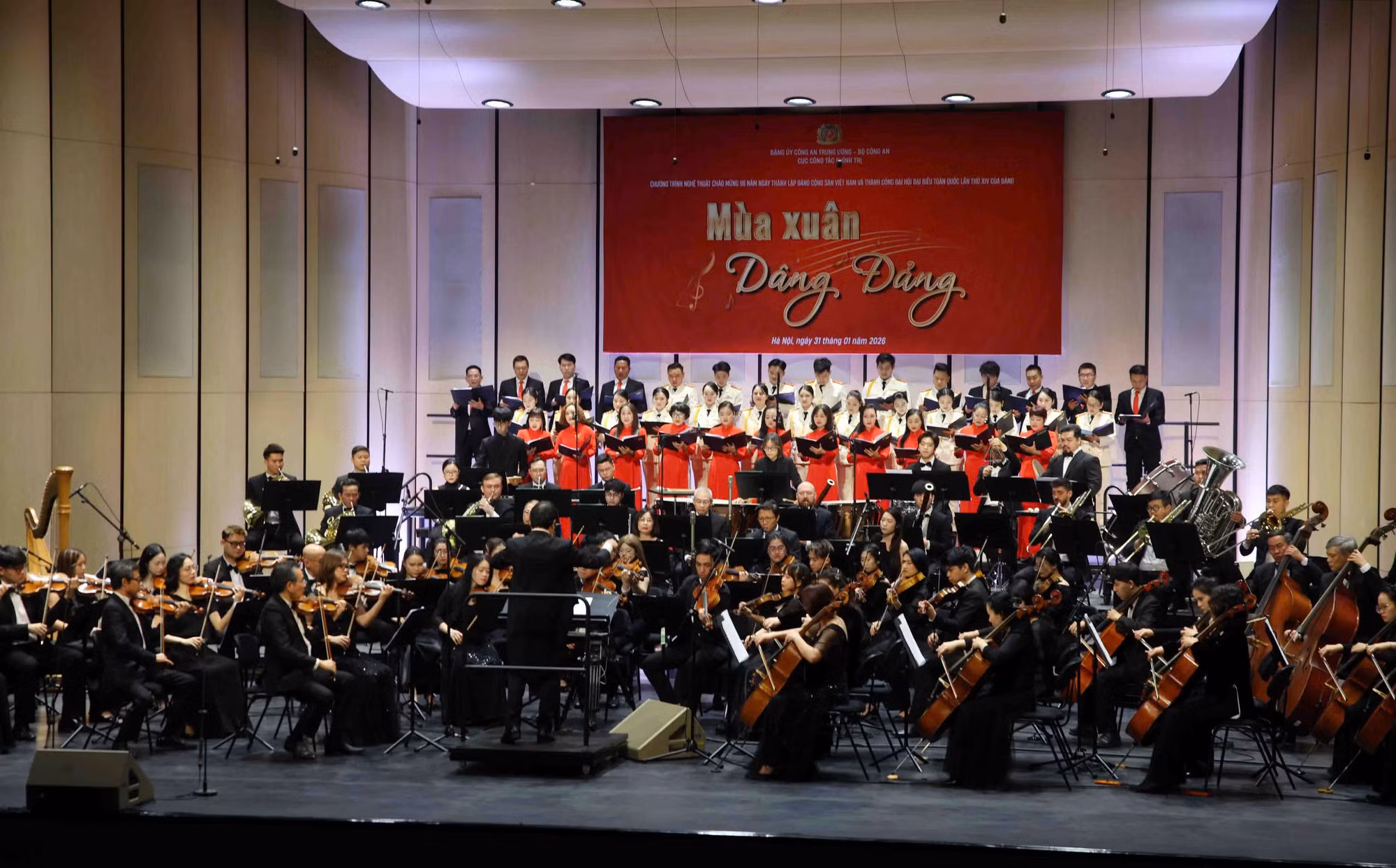 Bản giao hưởng đặc biệt của lực lượng CAND chào mừng Ngày thành lập Đảng -0