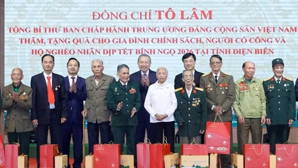 'Tiếp tục đoàn kết, quyết tâm hành động, xây dựng Điện Biên phát triển nhanh, bền vững hơn'