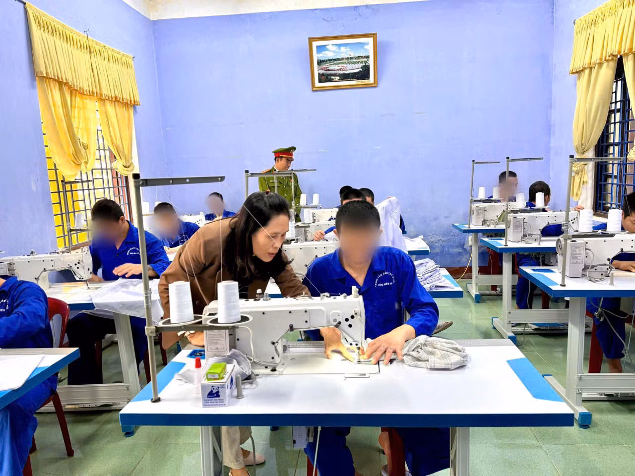  Hành trang trở về cho những người lầm lỡ -0