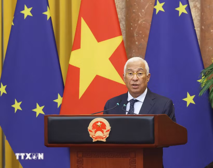Chủ tịch Hội đồng châu Âu rời Hà Nội, kết thúc chuyến thăm chính thức Việt Nam -0