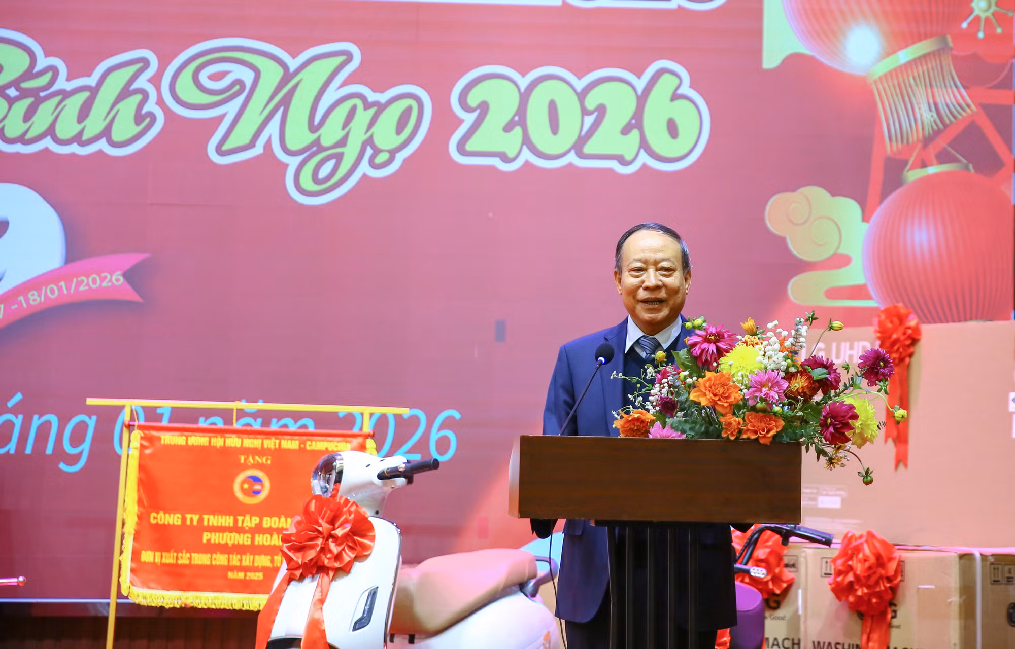 Tập đoàn Phượng Hoàng ghi dấu ấn trong công tác an sinh xã hội năm 2025 -0
