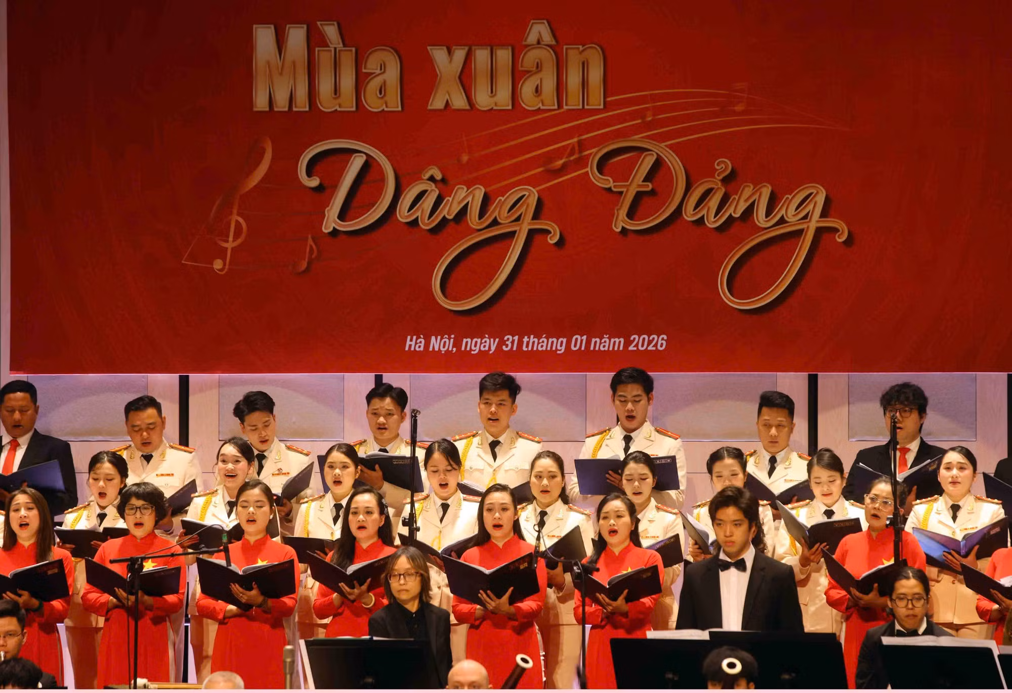 Bản giao hưởng đặc biệt của lực lượng CAND chào mừng Ngày thành lập Đảng -0