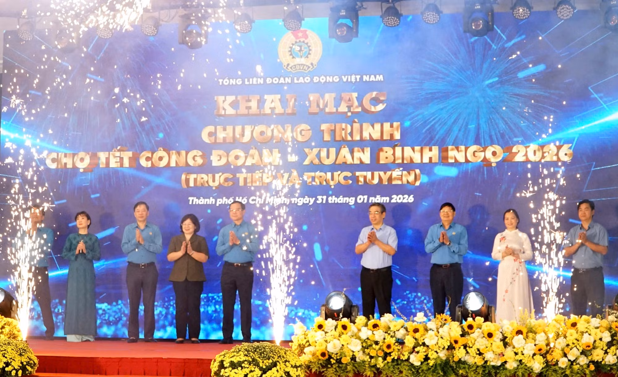 Khai mạc Chợ Tết Công đoàn - Xuân 2026 tại TP Hồ Chí Minh -3