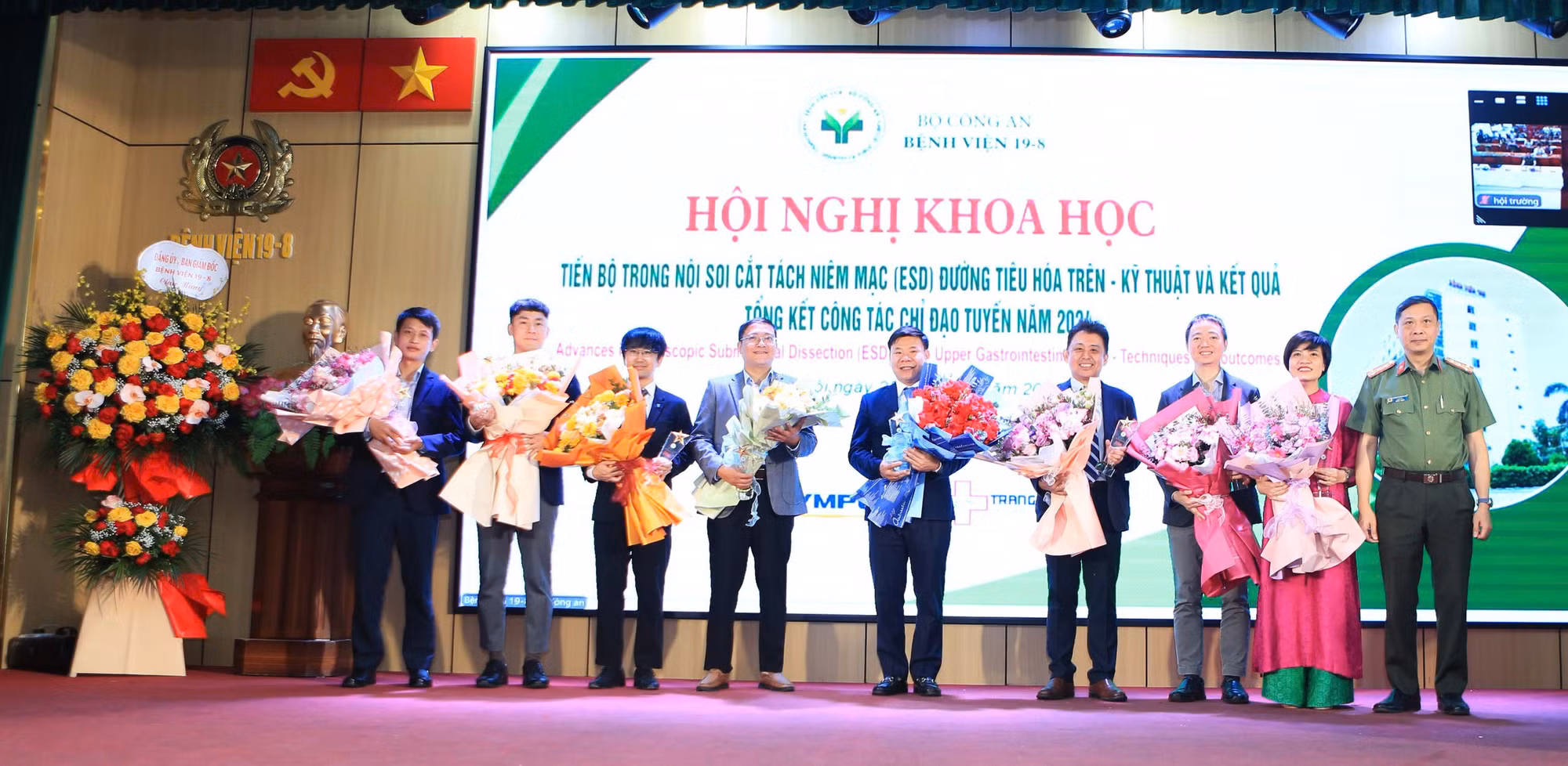 Bệnh viện 19-8: Phát hiện sớm ung thư dạ dày nhờ nội soi cắt tách niêm mạc đường tiêu hoá trên -0