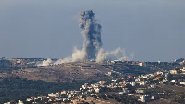 Israel ném bom khu vực của Lebanon xa biên giới, 60 người chết