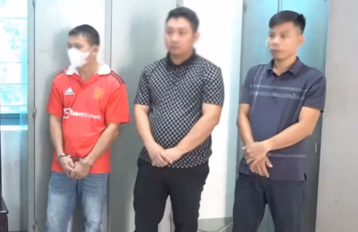Triệt xóa đường dây tàng trữ, vận chuyển gần 1,5 tạ pháo lậu từ nước ngoài về Việt Nam -0