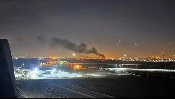 Iran xác nhận được báo trước về đòn tập kích của Israel