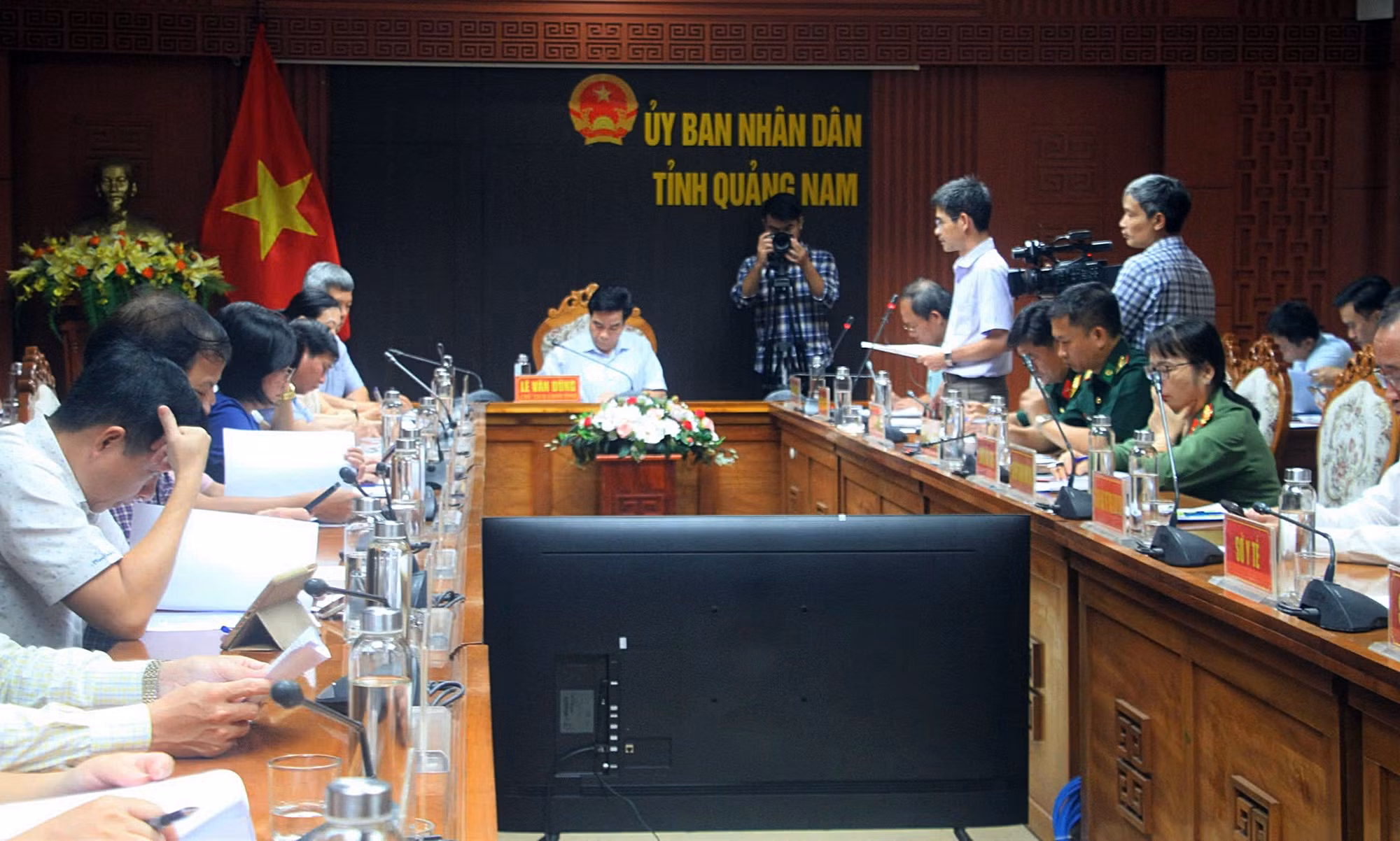 Quảng Nam họp khẩn để ứng phó bão Trà Mi -0