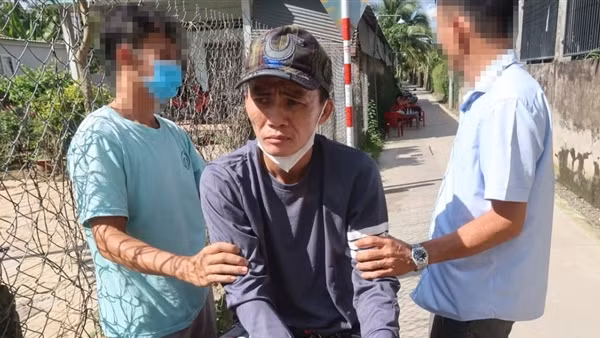 Cặp tình nhân "kinh doanh đa ngành" vé số và... ma túy
